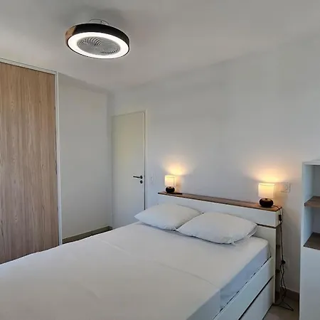 Elegant A Terrasse Et Parking Apartment Montpellier